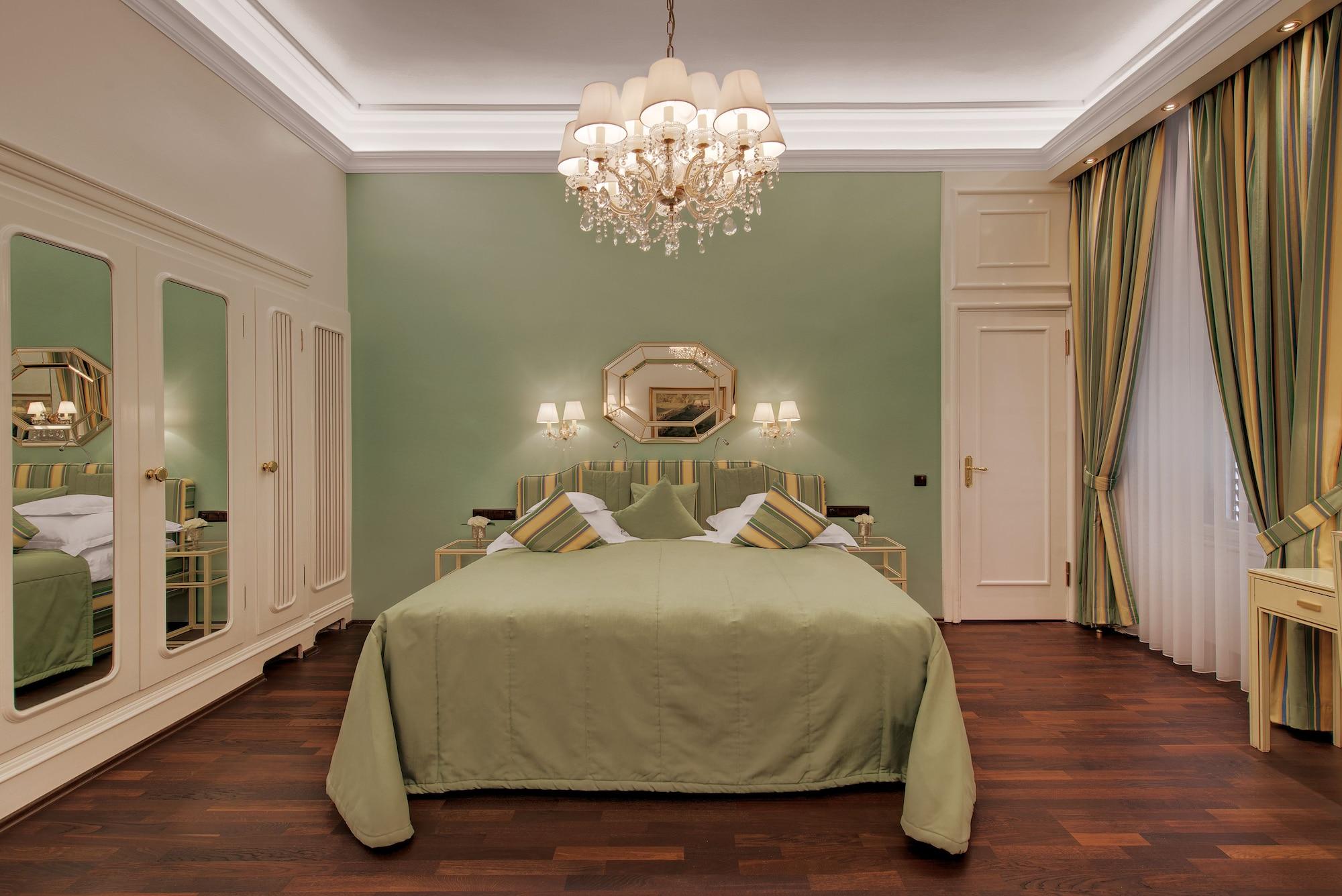 Hotel Europaeischer Hof Heidelberg, Bestes Hotel Deutschlands In Historischer Architektur Екстериор снимка