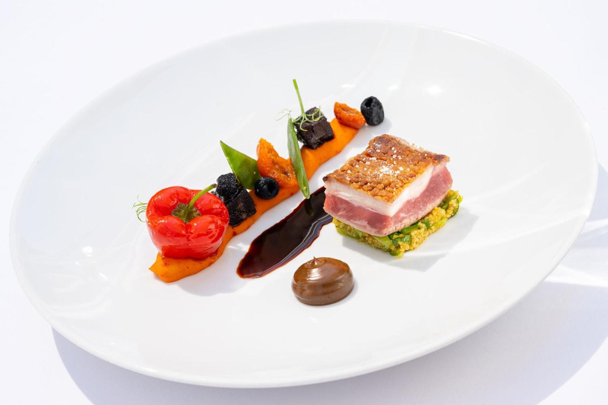 Hotel Europaeischer Hof Heidelberg, Bestes Hotel Deutschlands In Historischer Architektur Екстериор снимка A modern French dish