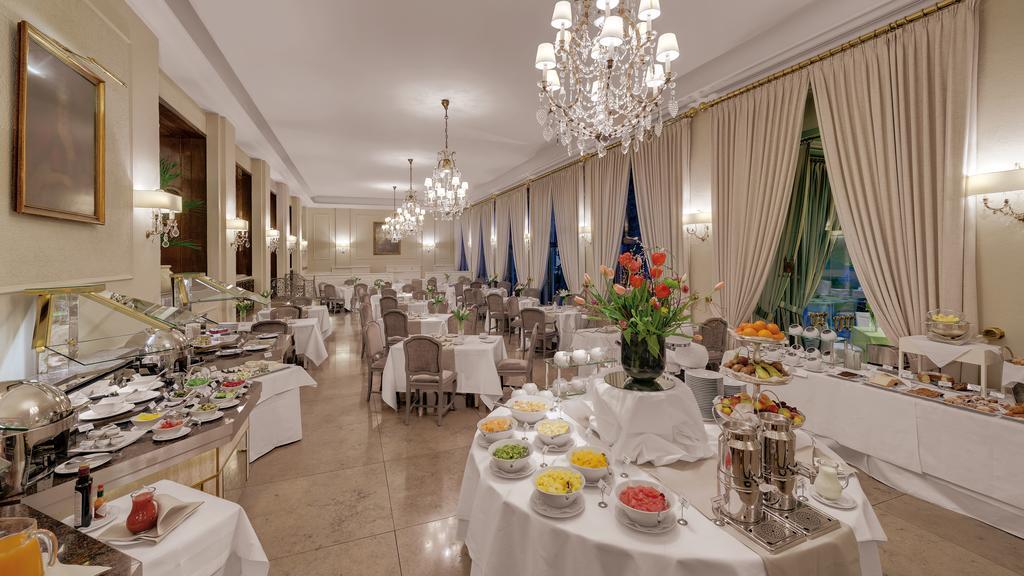 Hotel Europaeischer Hof Heidelberg, Bestes Hotel Deutschlands In Historischer Architektur Екстериор снимка The restaurant